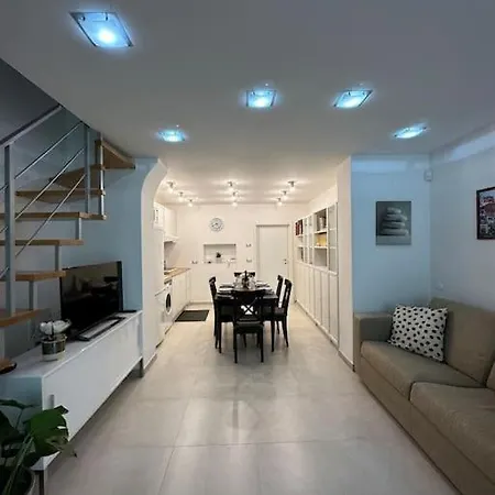 Loft222 *