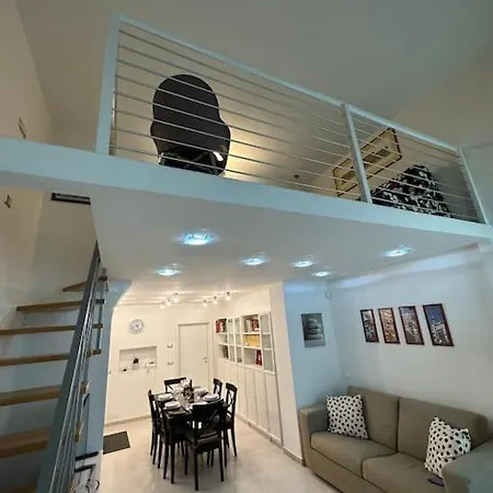 Loft222 Apartment *